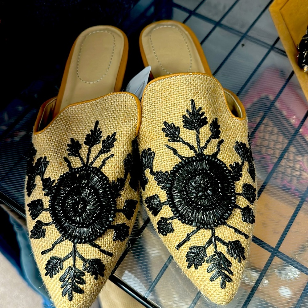 Tan beaded mule